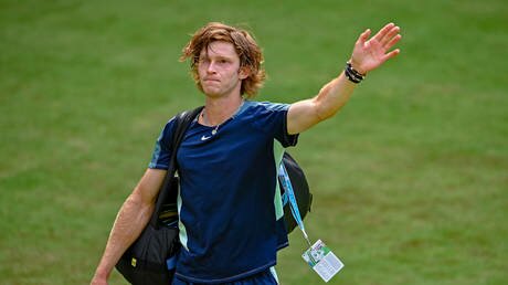 Eforturile lui Rublev au fost respinse de șefii de la Wimbledon. © Thomas F. Starke / Getty Images